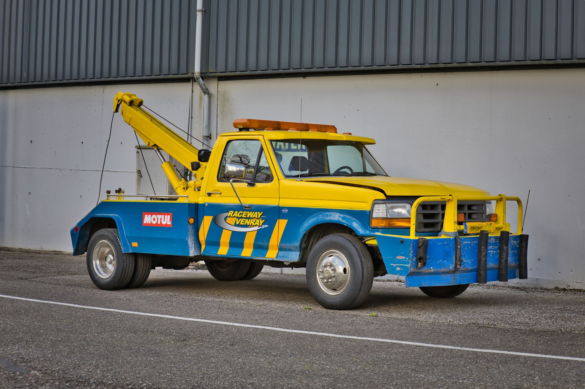 Remorquage voiture équipe à Oullins-Pierre-Bénite